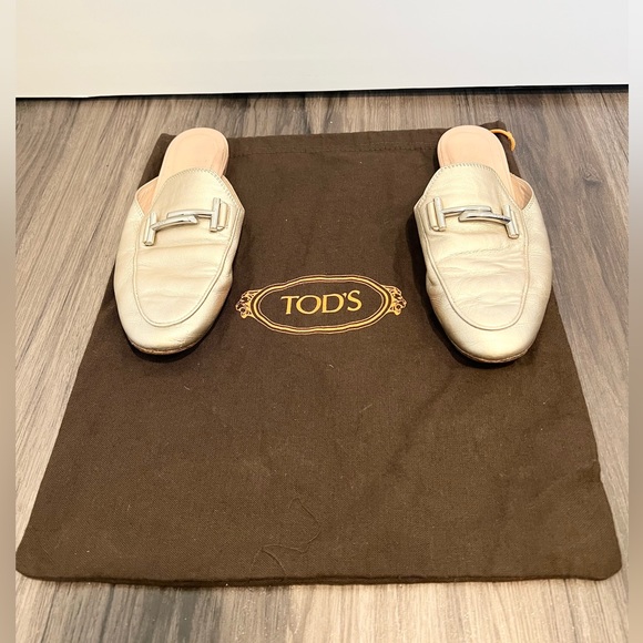Tod’s Mules, Size 6.5 - Picture 2 of 4
